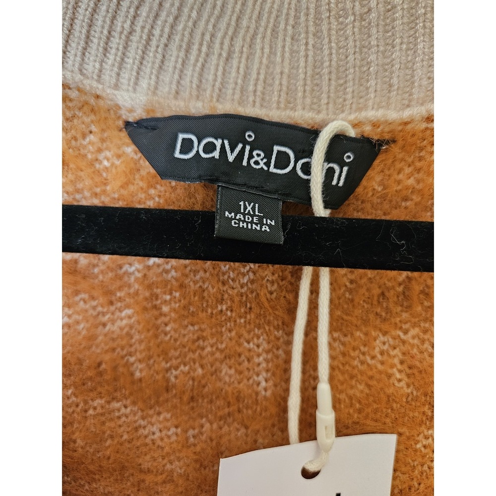 NWT Davi & Dani Oversized Rust Striped Fuzzy V-Neck Sweater, Plus Sz. 1X - Picture 5 of 8